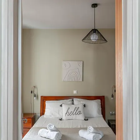 Joanna Family * Lixouri