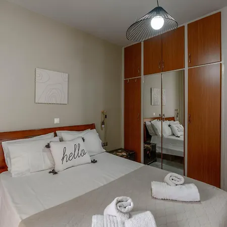 Joanna Family Lixouri